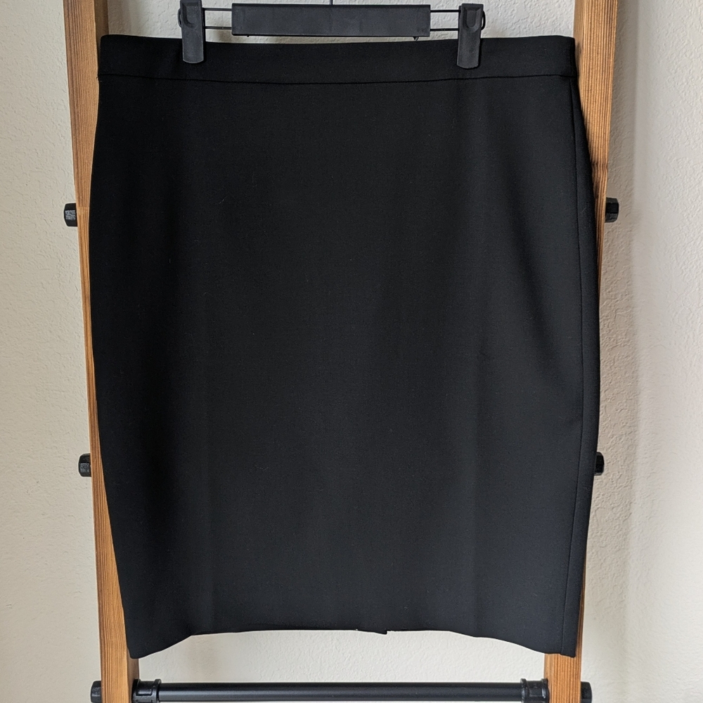 J. Crew 365 No.2 Women's Classic Black Knee-length Pencil Skirt - Size 12